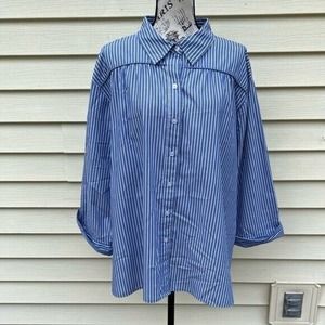Dress Barn wrinkle resistant blue and white pin striped button up blouse